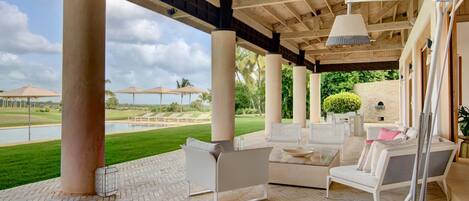 Villa | 6 bedrooms, Internet