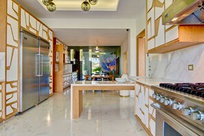 Villa | 6 bedrooms, Internet
