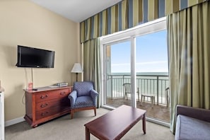 Condo, 1 Bedroom | Living area