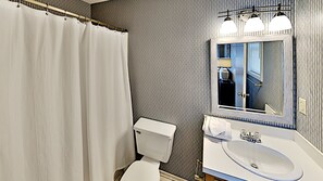 Condo, 2 Bedrooms | Bathroom