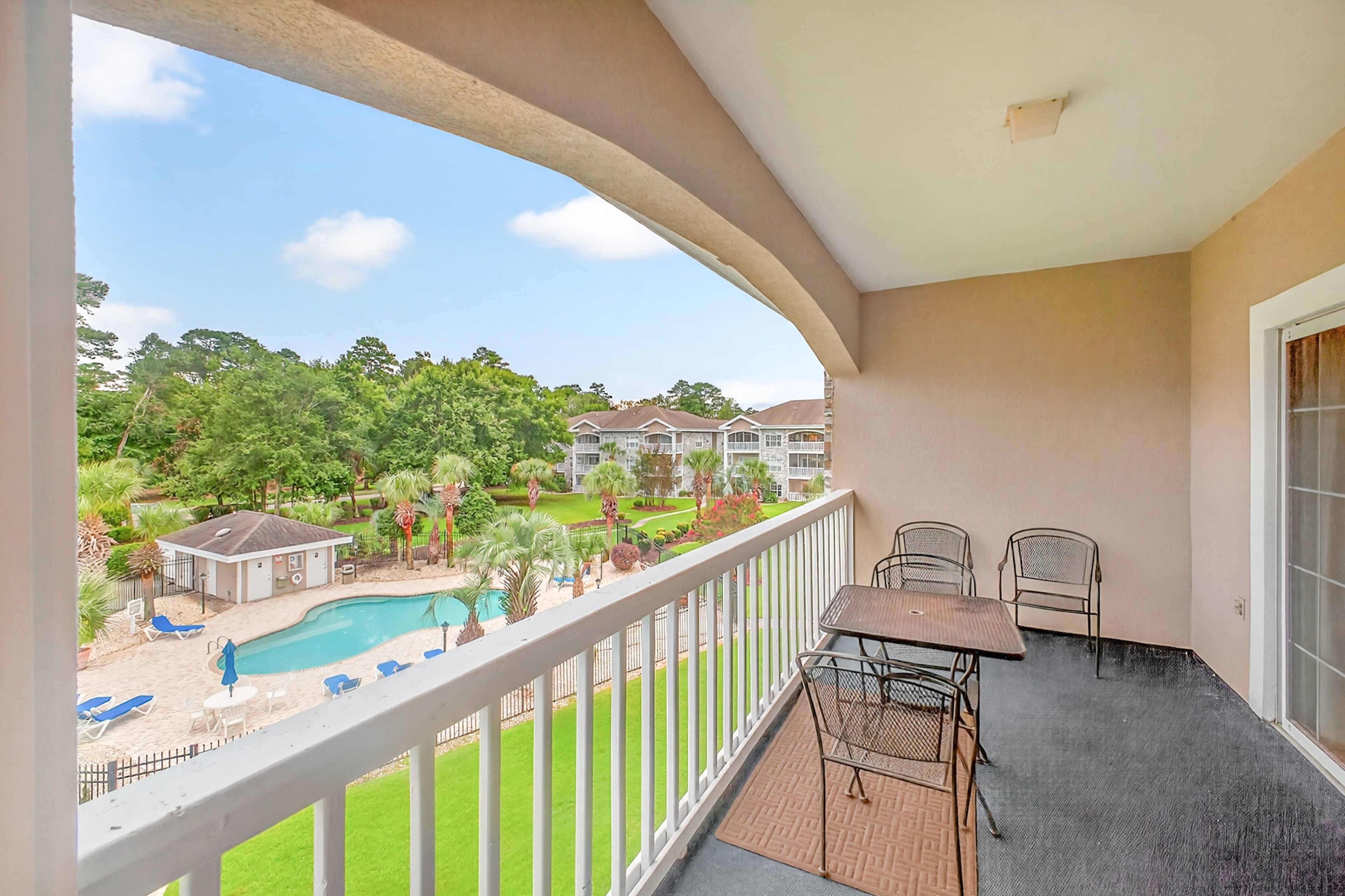 Condo, 2 Bedrooms | Outdoor dining