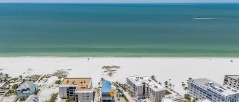 House, 4 Bedrooms | Beach