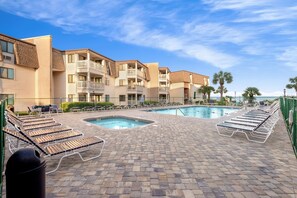 コンドミニアム 2 ベッドルーム | プール | 温水プール