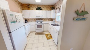 Condo, 2 Bedrooms | Private kitchen - Ironwood 1233 2 Bedroom Condo (North Myrtle Beach)