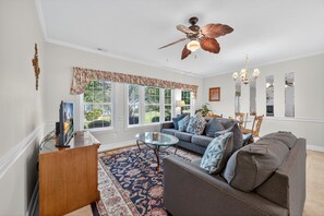 Appart'hôtel, 1 chambre | Coin séjour