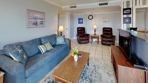 Appart'hôtel, 2 chambres | Coin séjour