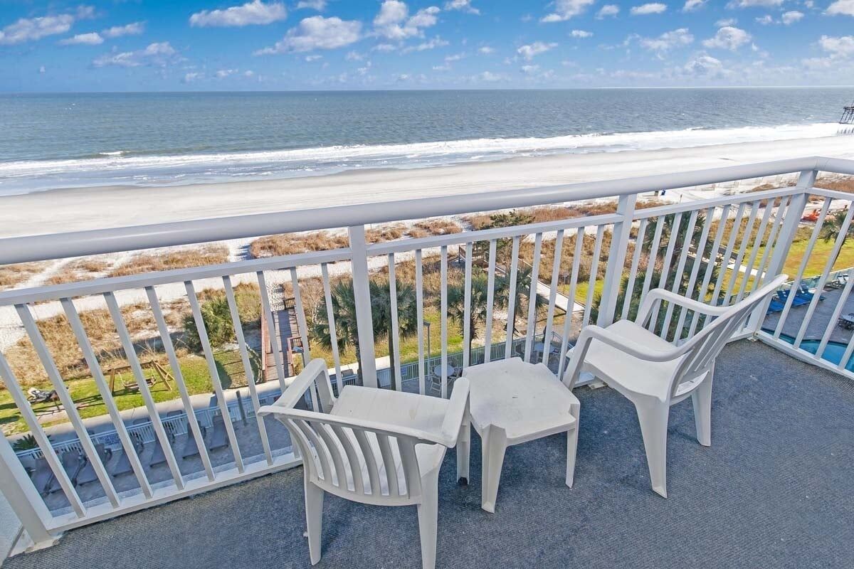 Condo, 1 Bedroom | Property grounds