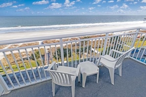 Condo, 1 Bedroom | Property grounds