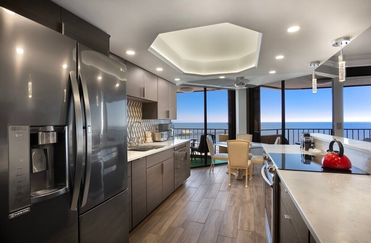 Condo, 2 Bedrooms | Private kitchen | Fridge, oven, coffee/tea maker, toaster