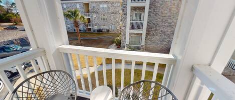 Condo, 1 Bedroom | Property grounds