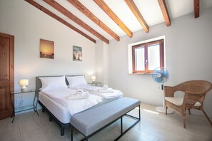 3 habitaciones, cuna de viaje, wifi gratis y ropa de cama 