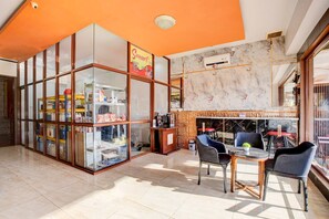 Siddeområde i lobbyen