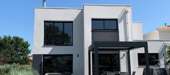 Cosy room in house with garden