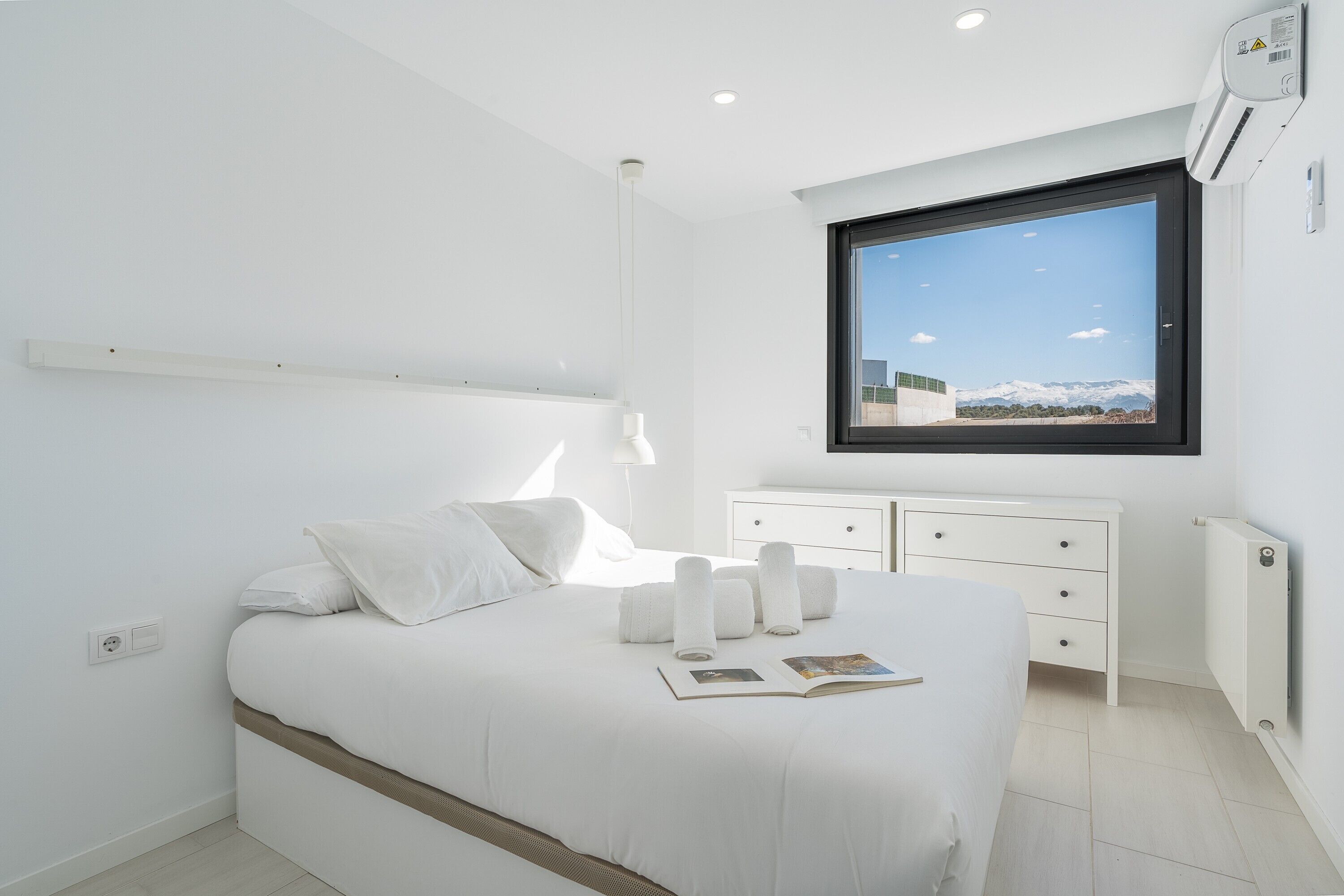 3 dormitorios, tabla de planchar con plancha, wifi y ropa de cama