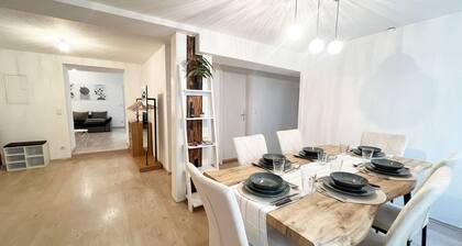 DREAMZzz AltstadtTraum im Herzen Coburgs|Parkplatz