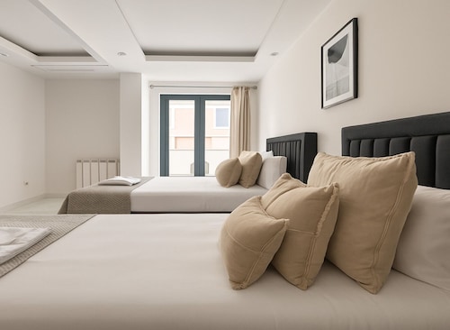 2 Chambres Spacieux a Dely Ibrahim