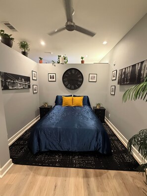 1 bedroom, iron/ironing board, WiFi, bed sheets
