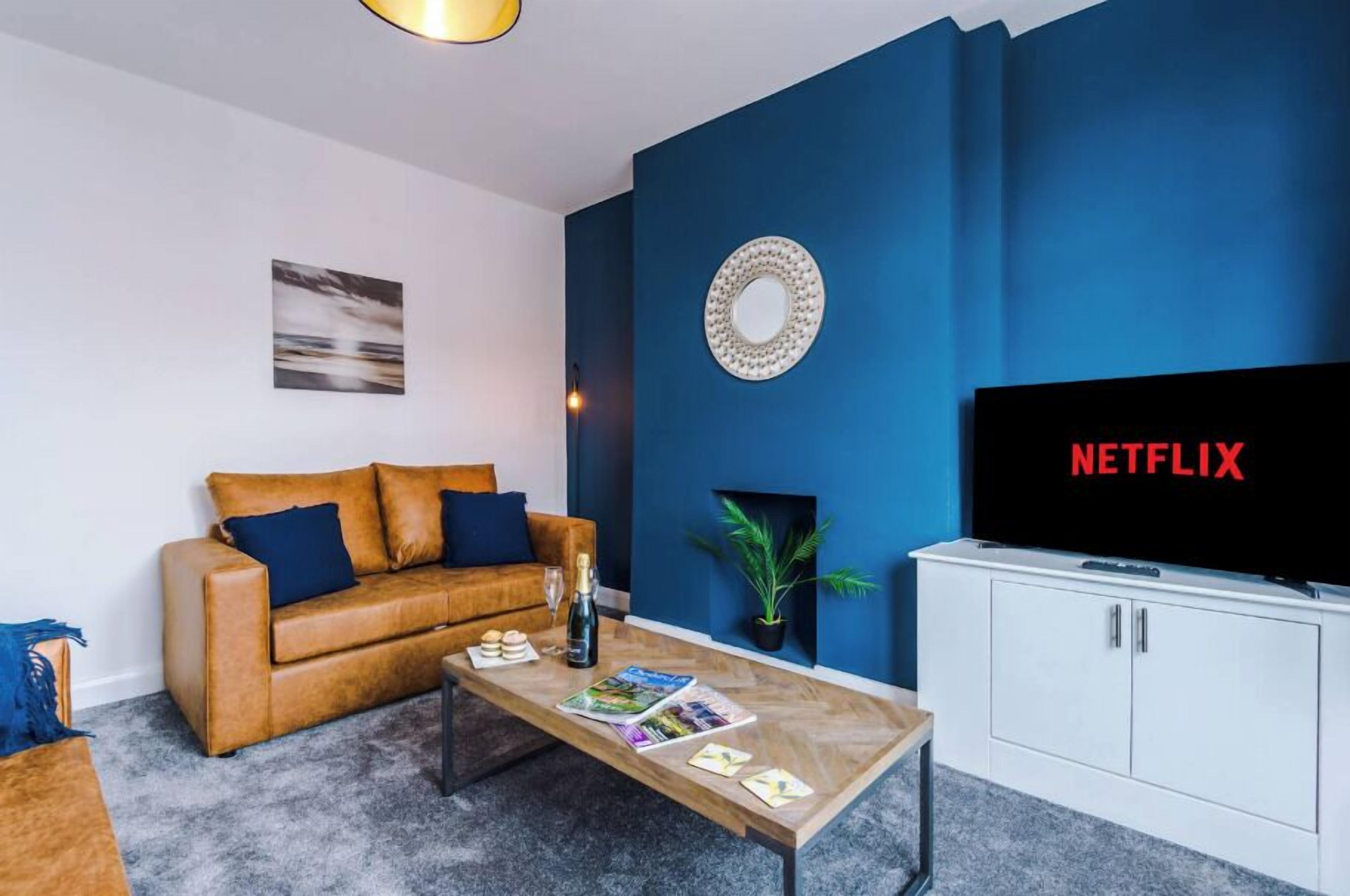 Apartment | Living area