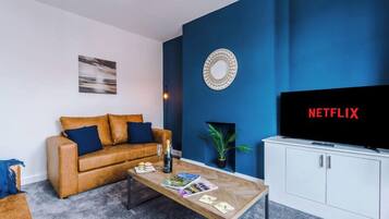 Apartment | Living area