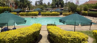 Senate Hotel Juja
