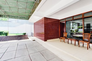 Front of property - Hotel O Hotel Wisma Hasanah (Semarang)