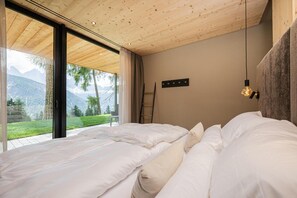 1 bedroom, WiFi, bed sheets, wheelchair access