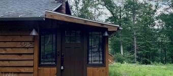 Come stay on the outskirts of the hopping village of Narrowsburg, NY and enjoy the peace and quiet of the country side with everything you need only a few minute drive away. Indulge in the comforts of a well-stocked and modernized home.