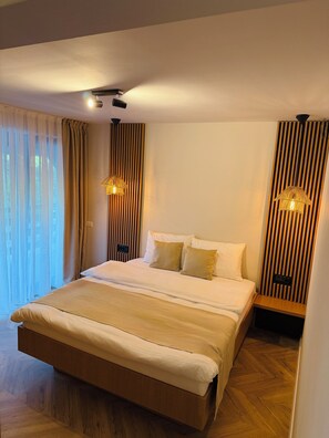 Family Apartment, Balcony, Mountain View