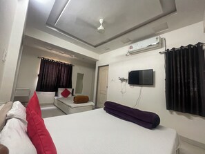 Phòng 4 Deluxe, quang cảnh thành phố | Truy cập Internet không dây miễn phí