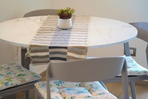 تناول الطعام