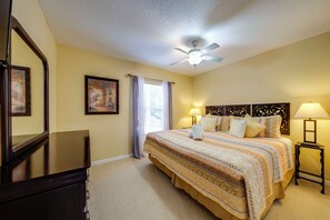 5 bedrooms, iron/ironing board, WiFi, bed sheets