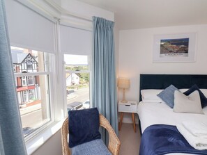 2 bedrooms, individually decorated, individually furnished, free WiFi - Belle's View (Scarborough)