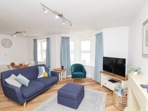 Living area - Belle's View (Scarborough)