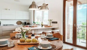 Dining - Luxurious Villa in Menaggio with Panoramic Lake Views (Menaggio)