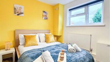 Apartment | Iron/ironing board, free WiFi