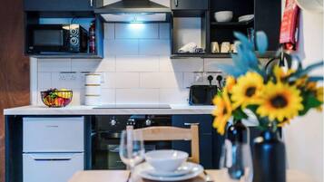 Apartment | In-room dining