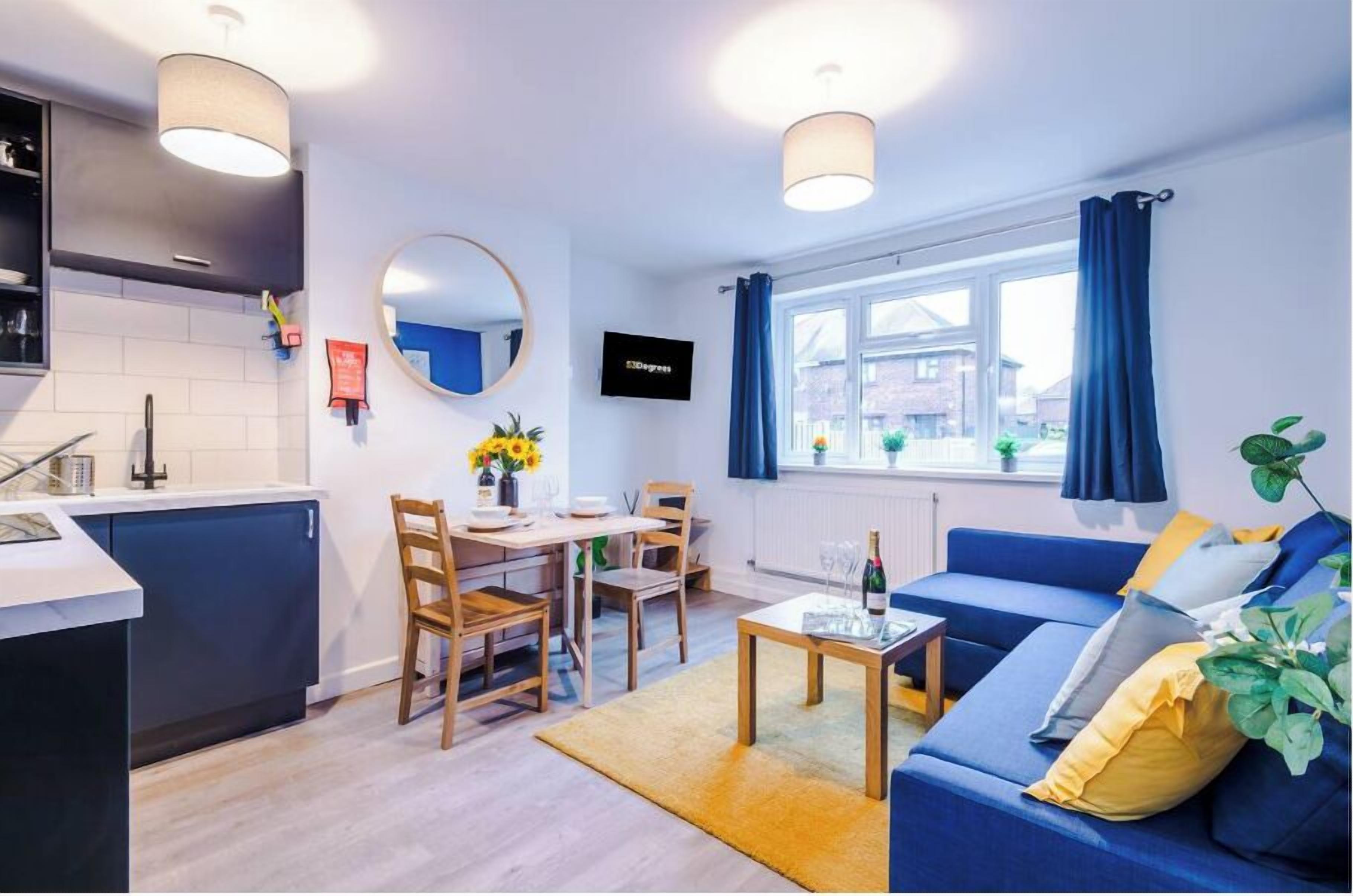 Apartment | Living area