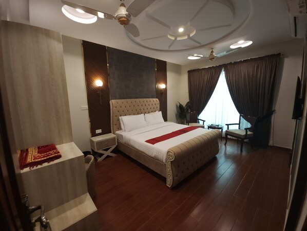 3 Schlafzimmer, Bügeleisen/Bügelbrett, WLAN, Bettwäsche