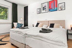 2 chambres, fer et planche à repasser, lit parapluie, Wi-Fi gratuit