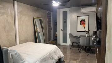 1 camera, ferro/asse da stiro, Wi-Fi, lenzuola