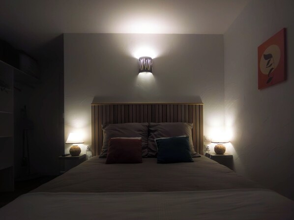 1 bedroom, WiFi, bed sheets
