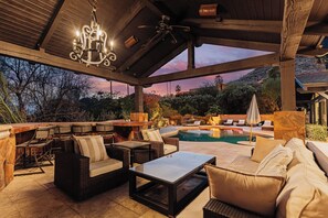 Terrace/patio - Mountainside Manor - Private 6BR Retreat (Paradise Valley)