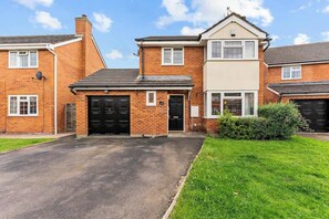 Exterior - Silverwood House, Cheltenham (Gloucestershire)