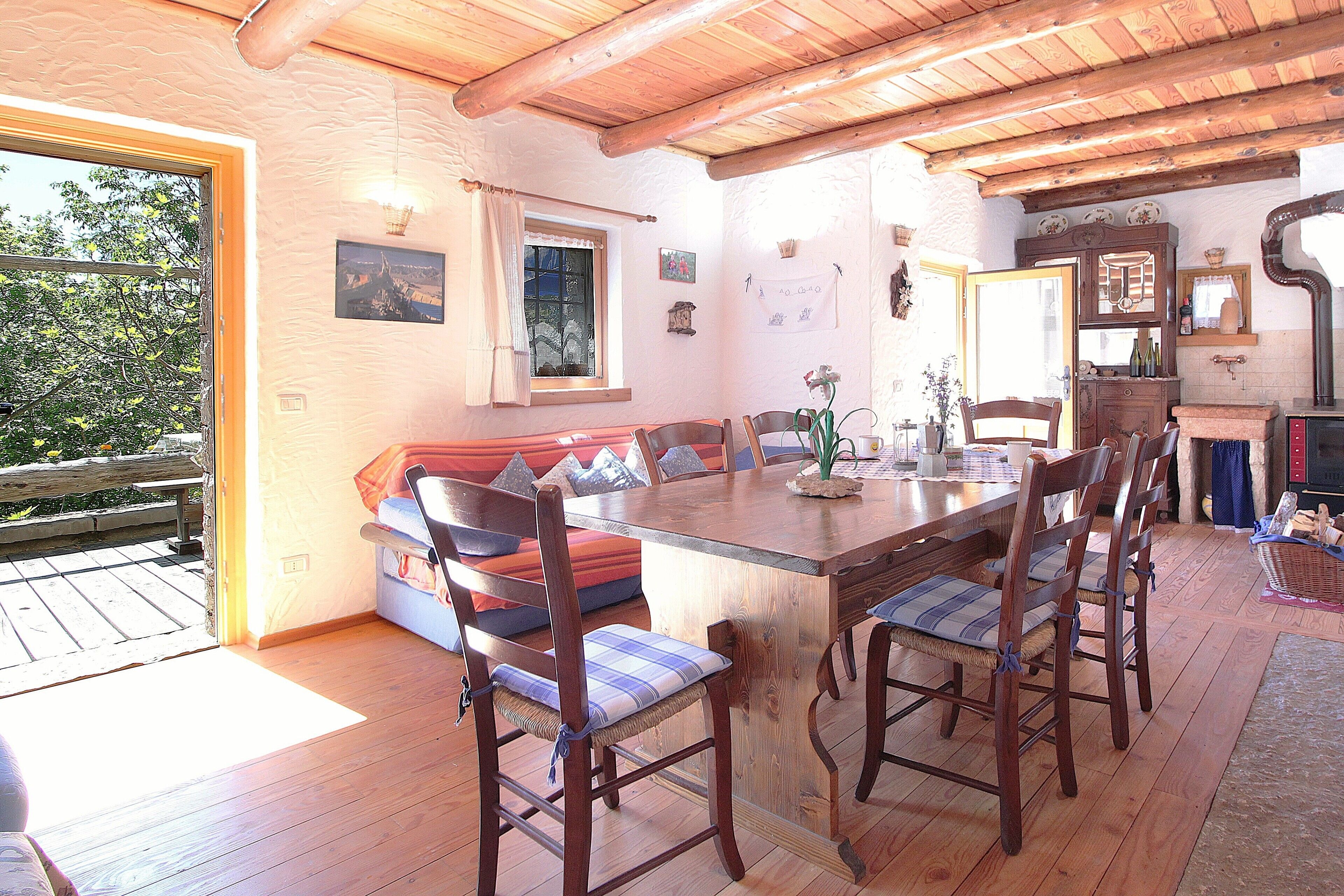 Cabin, Mountain View | Dining room