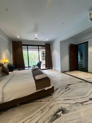 Habitación Deluxe | Espacio para trabajar con laptop y wifi gratis 