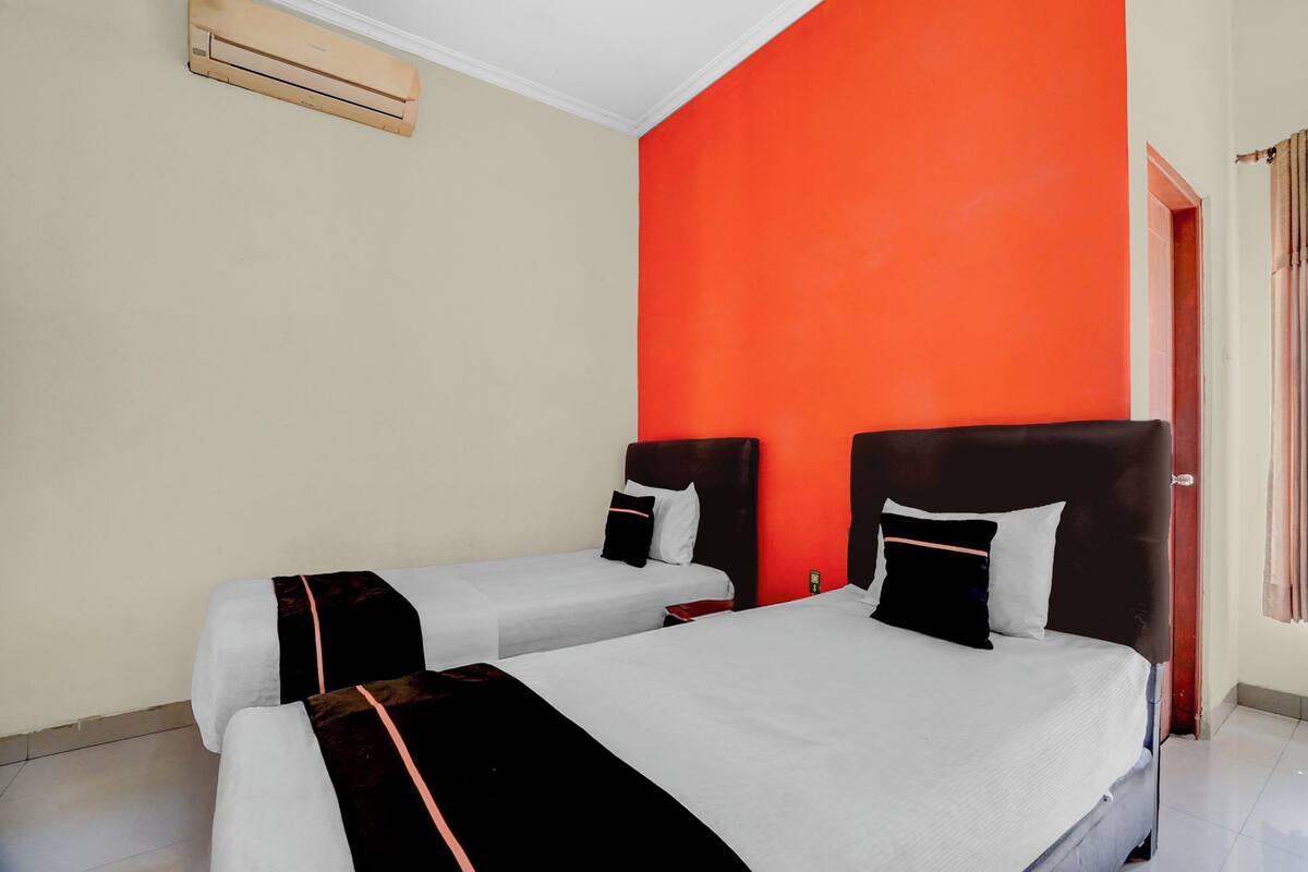 Chambre Deluxe avec lits jumeaux | Accès au Wi-Fi (inclus), literie fournie