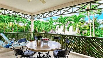 Apartment, 2 Bedrooms, Private Pool, Ocean View | Balcony