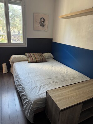 4 bedrooms, free WiFi, bed sheets