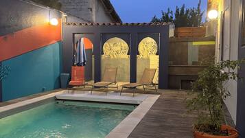 Piscine extérieure, piscine chauffée