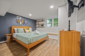 2 slaapkamers, een strijkplank/strijkijzer, reisbedje, gratis wifi